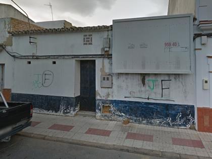 Lote conformado por 3 solares con vivienda sitos en Calle La Palmosa de Almonte (Huelva). FR 33053, 11883 y 24127 RP Almonte