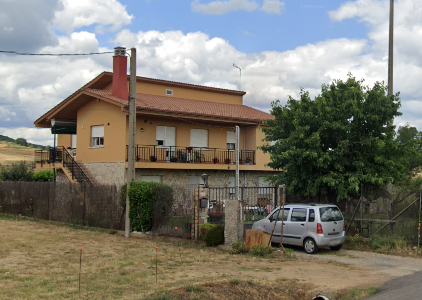 Casa en Carretera León Collanzo de Garrafe de Torio, (León). FR 4342 RP León nº 4